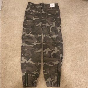 Military joggers